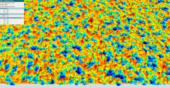 Beispielmessung einer eloxierten Aluminiumoberflächen mit mehreren µm dicke und transparenter Aluminiumoxid Schicht